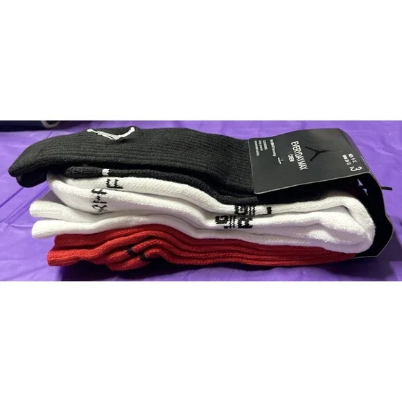 Nike Jordan 3-Pack Crew Socks Everyday Max Crew Size Large Red Black White NWT - Picture 5 of 7
